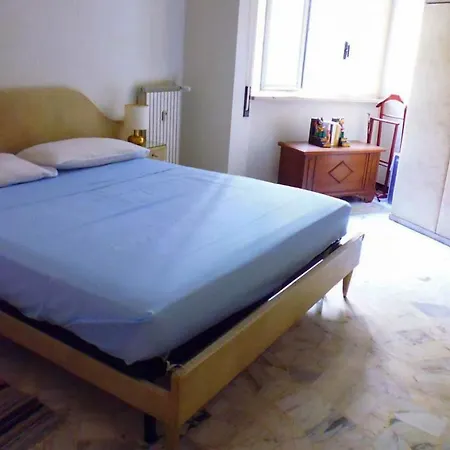 Ampio Molto Confortevole, 7 Posti Letto Διαμέρισμα Spotorno