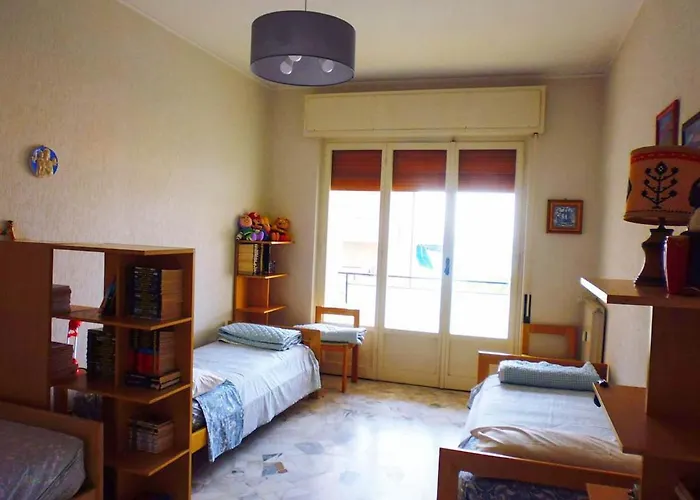 Ampio Molto Confortevole, 7 Posti Letto * Spotorno